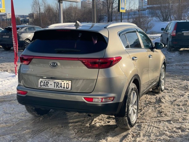 kia-sportage-20-l-2016-g-big-4