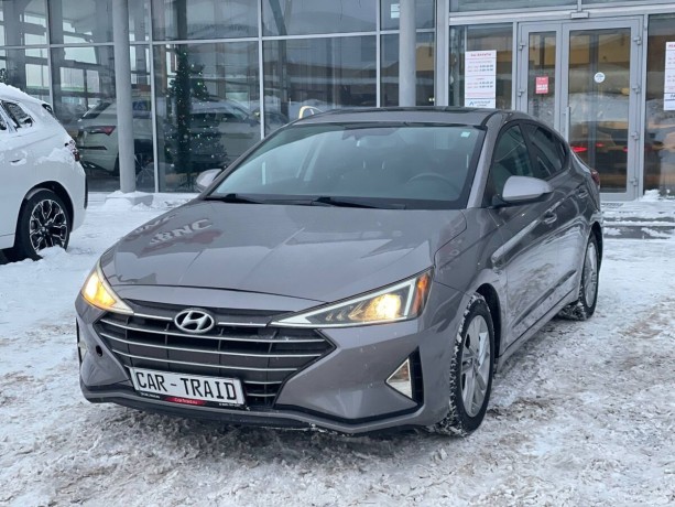 hyundai-elantra-20-l-2019-g-big-1