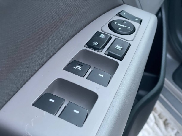 hyundai-elantra-20-l-2019-g-big-7