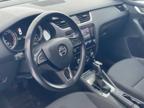 skoda-octavia-14-l-2017-g-big-9