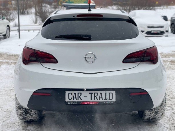 opel-astra-18-l-2013-g-big-5