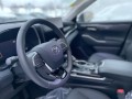 toyota-highlander-20-l-2025-g-small-9