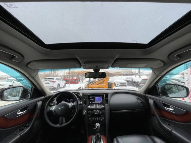 infiniti-fx-3-l-2012-g-big-7