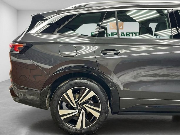 volkswagen-tavendor-20-l-2025-g-big-4