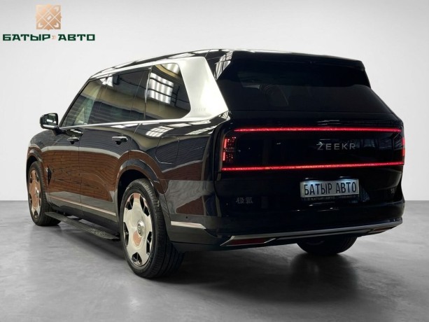 zeekr-9x-20-l-2025-g-big-1