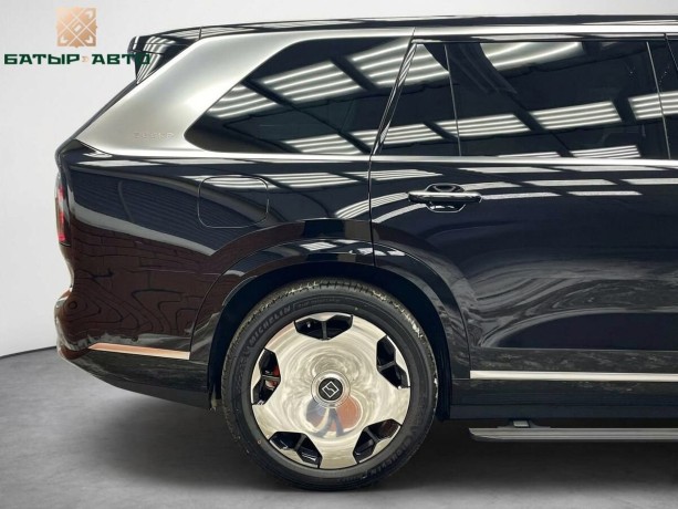 zeekr-9x-20-l-2025-g-big-4