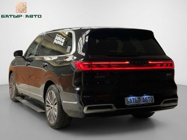 geely-galaxy-m9-15-l-2025-g-big-1