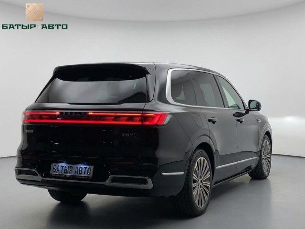 geely-galaxy-m9-15-l-2025-g-big-3