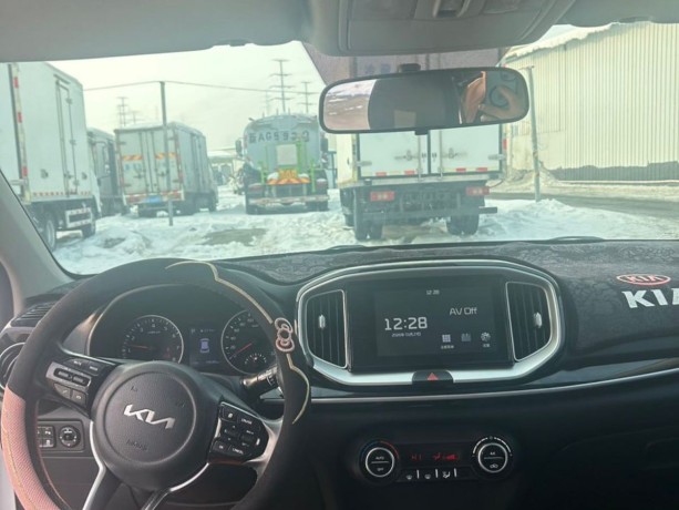 kia-kx1-14-l-2022-g-big-2