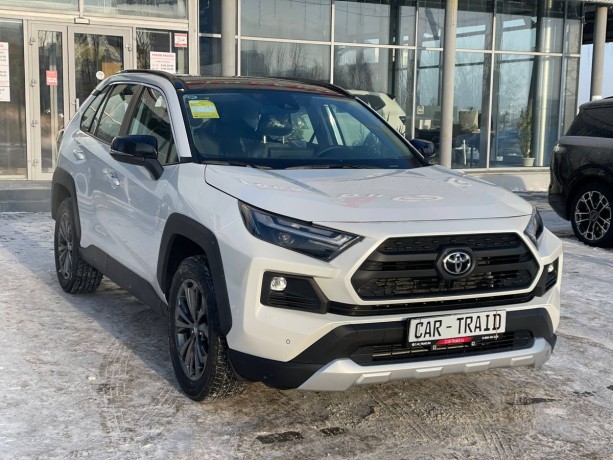 toyota-rav4-20-l-2025-g-big-3