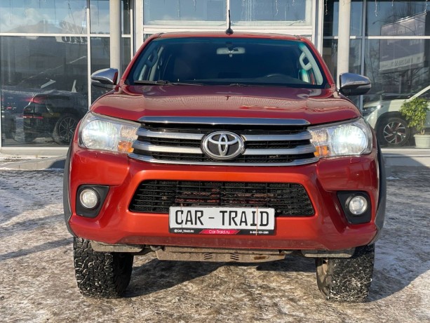 toyota-hilux-28-l-2019-g-big-2