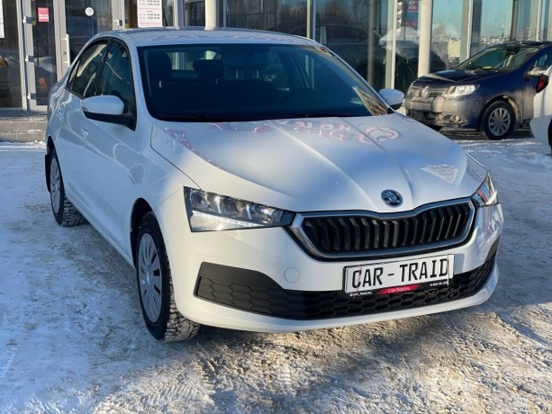 skoda-rapid-16-l-2020-g-big-3