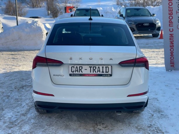 skoda-rapid-16-l-2020-g-big-5