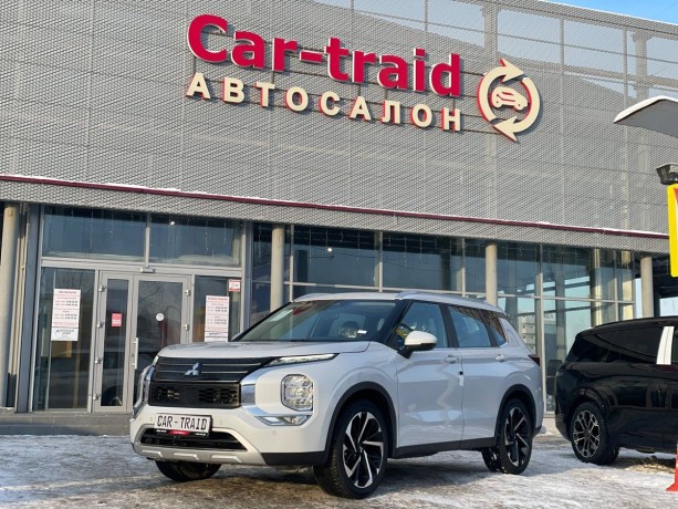 mitsubishi-outlander-15-l-2023-g-big-0