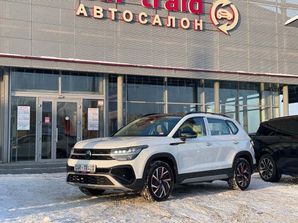 volkswagen-tharu-20-l-2025-g-big-0