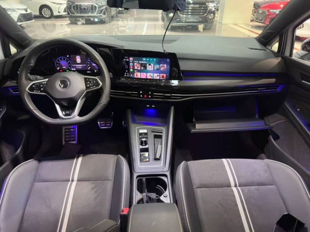 volkswagen-golf-14-l-2022-g-big-2