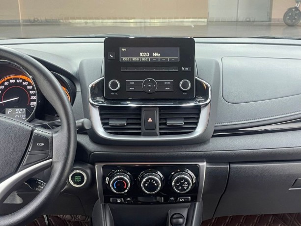 toyota-yaris-15-l-2022-g-big-3