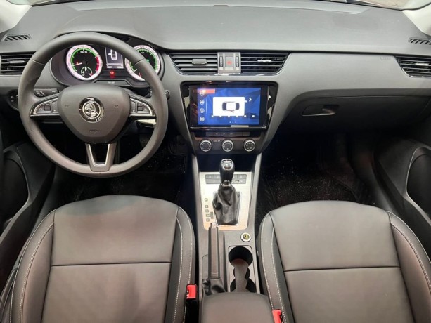 skoda-octavia-15-l-2021-g-big-2