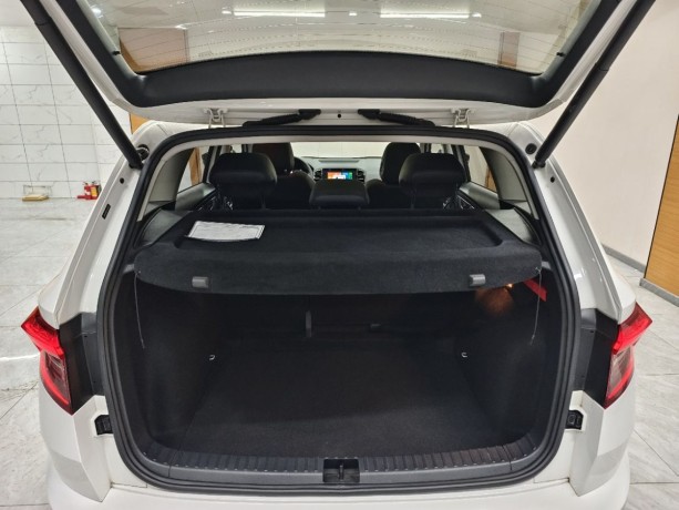 skoda-karoq-14-l-2022-g-big-7