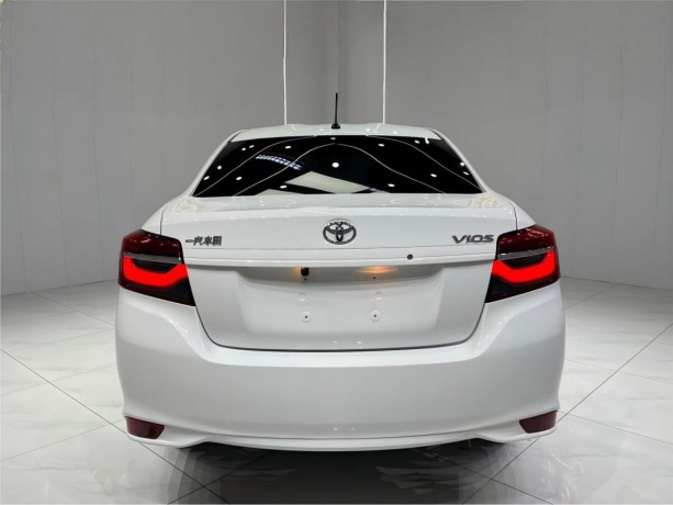 toyota-vios-2021-g-big-1