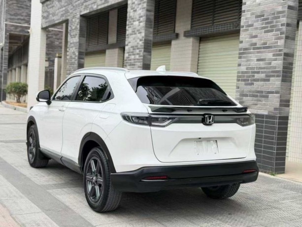 honda-xr-v-15-l-2022-g-big-4