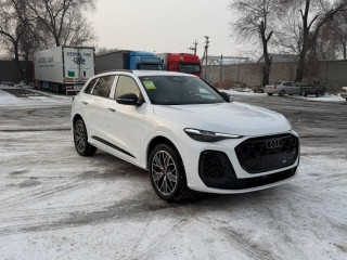 Audi, Q5 Sportback, 2.0 л., 2025 г.