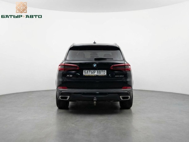 bmw-x5-2019-g-big-2