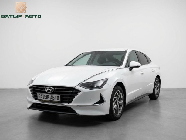hyundai-sonata-2020-g-big-0