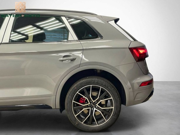 audi-q5-2025-g-big-4