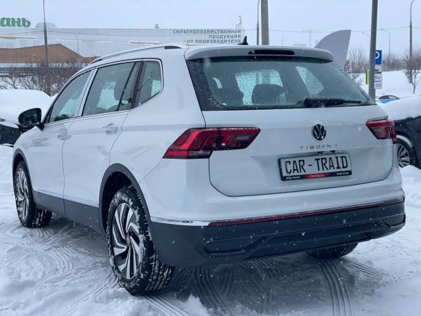 volkswagen-tiguan-2025-g-big-6