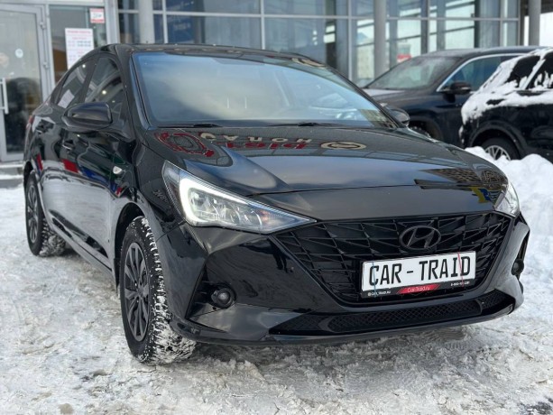 hyundai-solaris-2022-g-big-3