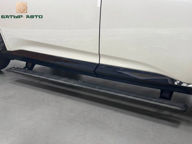 nissan-pathfinder-2025-g-big-9