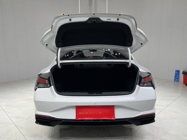 hyundai-elantra-2021-g-big-6