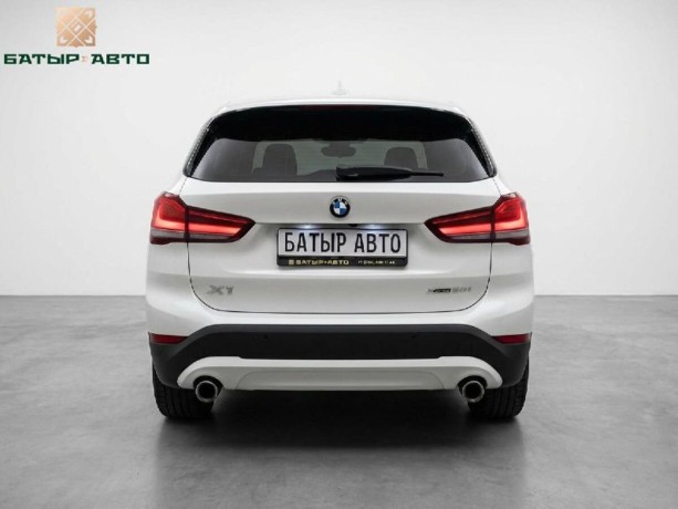 bmw-x1-2021-g-big-2