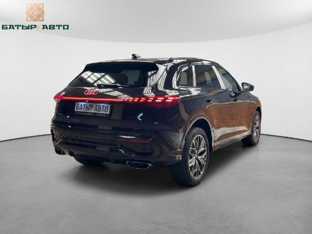 audi-q5-20-l-2025-g-big-3