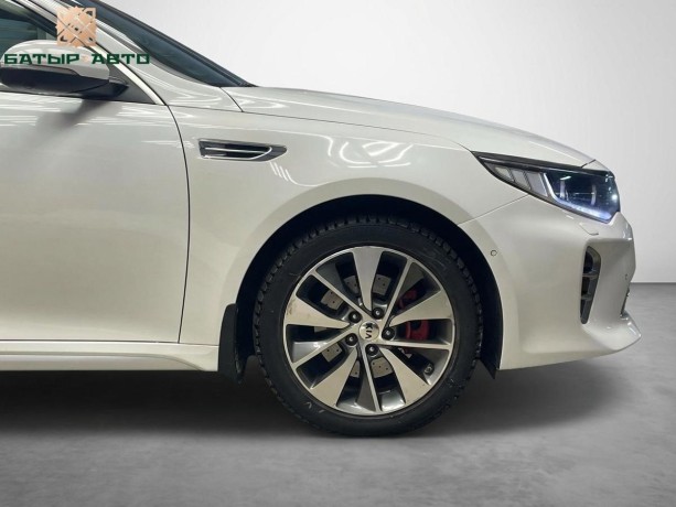 kia-optima-2017-g-big-5