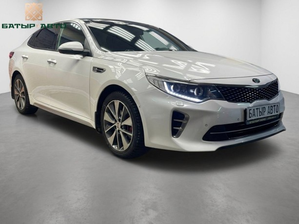 kia-optima-2017-g-big-6