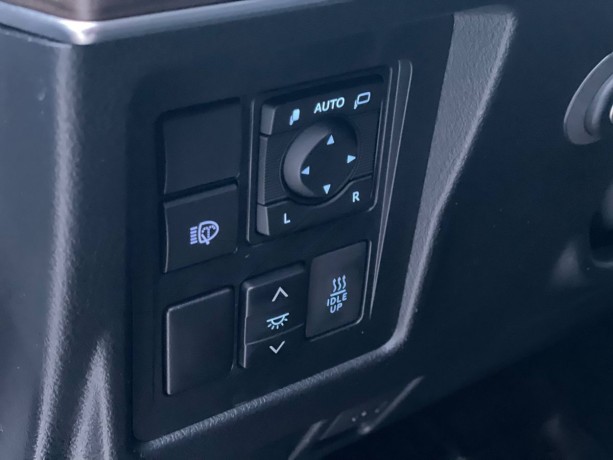 toyota-land-cruiser-prado-2019-g-big-8