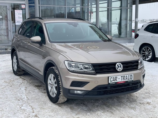 volkswagen-tiguan-14-l-2019-g-big-3