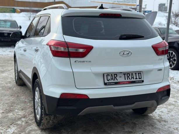 hyundai-creta-20-l-2020-g-big-6