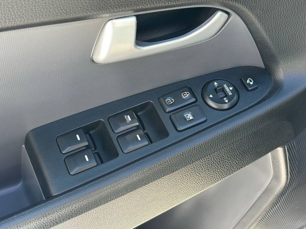 kia-sportage-20-l-2013-g-big-9