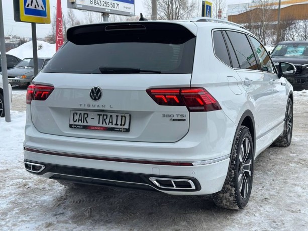 volkswagen-tiguan-20-l-2024-g-big-4