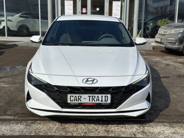 hyundai-elantra-16-l-2021-g-big-2