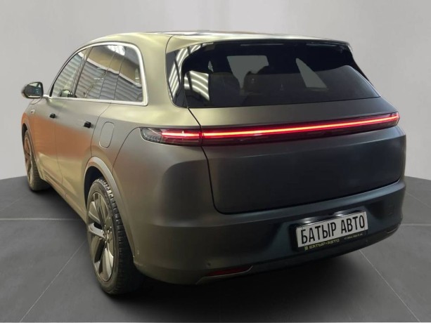 li-auto-lixiang-l7-15-l-2023-g-big-1