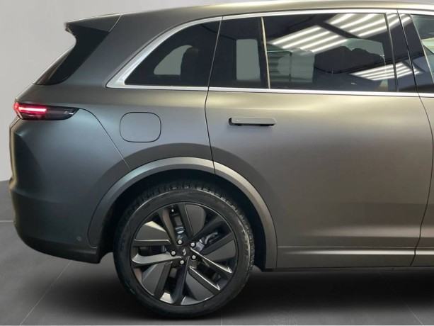 li-auto-lixiang-l7-15-l-2023-g-big-4