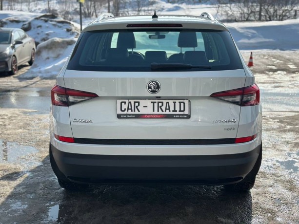 skoda-kodiaq-20-l-2019-g-big-5