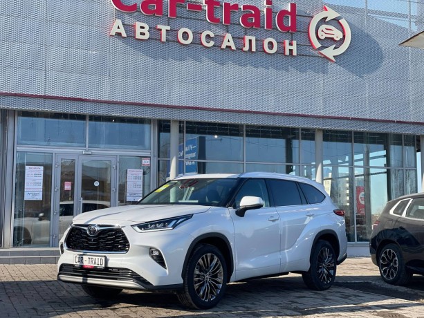 toyota-highlander-20-l-2026-g-big-0