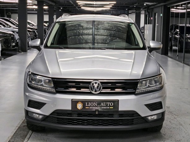 volkswagen-tiguan-14-l-2020-g-big-1