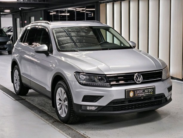 volkswagen-tiguan-14-l-2020-g-big-6
