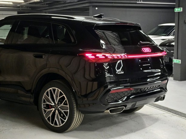audi-q5-20-l-2026-g-big-4